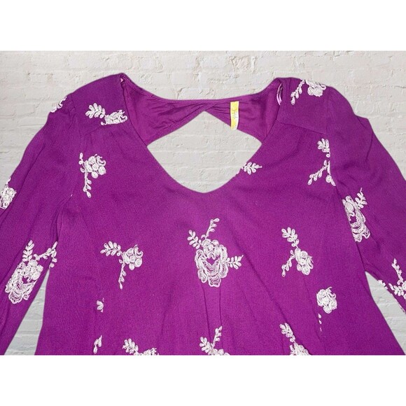 Free People Emma Austin Embroidered Tunic Dress Size MED Fuchsia Floral Boho - Picture 6 of 16
